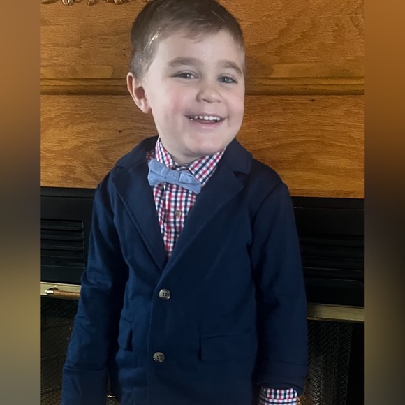 Welcome to Kikiscloset1111💜 Meet your Posher, Carol - Picture 3 of 15